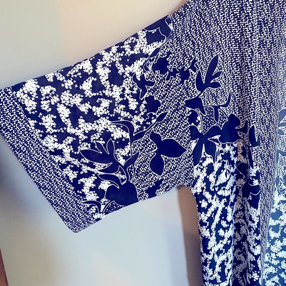 Boho Beachy Lightweight Kimono Sleeve One Size - Picture 5 of 7